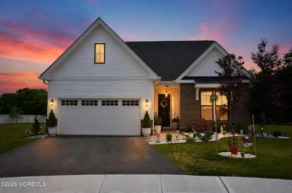 19 Magnolia Drive, Freehold, NJ 07728
