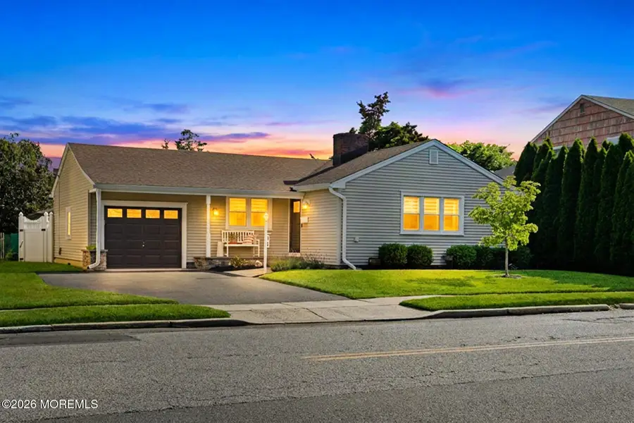 17 Sea Girt Avenue, Manasquan, NJ 08736 - #2