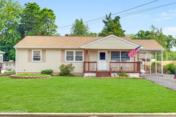971 Stamler Drive, Toms River, NJ 08753
