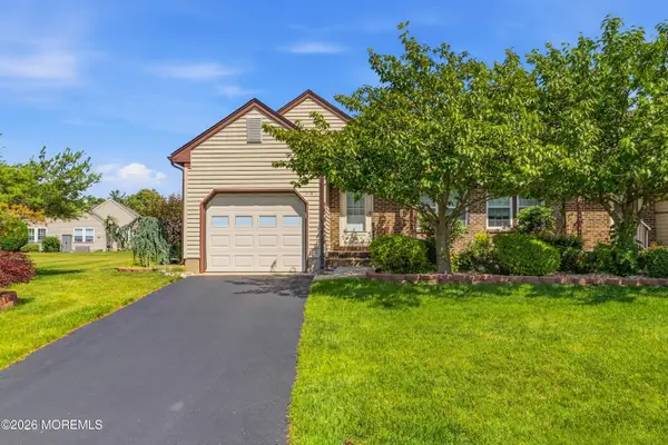 11B John Hancock Drive, Monroe, NJ 08831