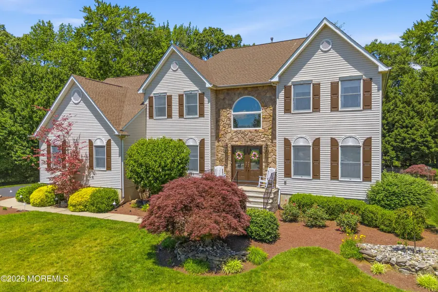 16 Kings Court, Monroe, NJ 08831 - #2