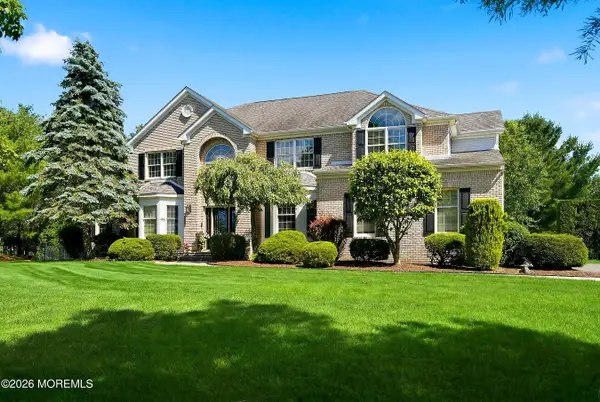 98 Summit Drive, Freehold, NJ 07728