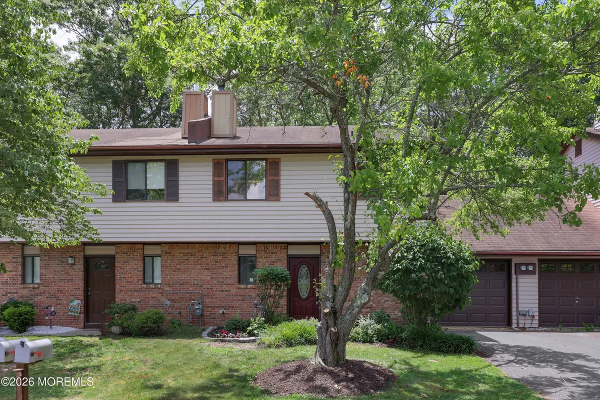 7 Wren Way, Howell, NJ 07731 - #1