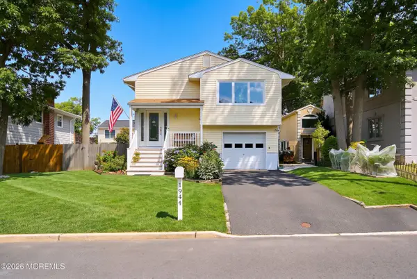 1944 Pine Meadow Avenue, Toms River, NJ 08753
