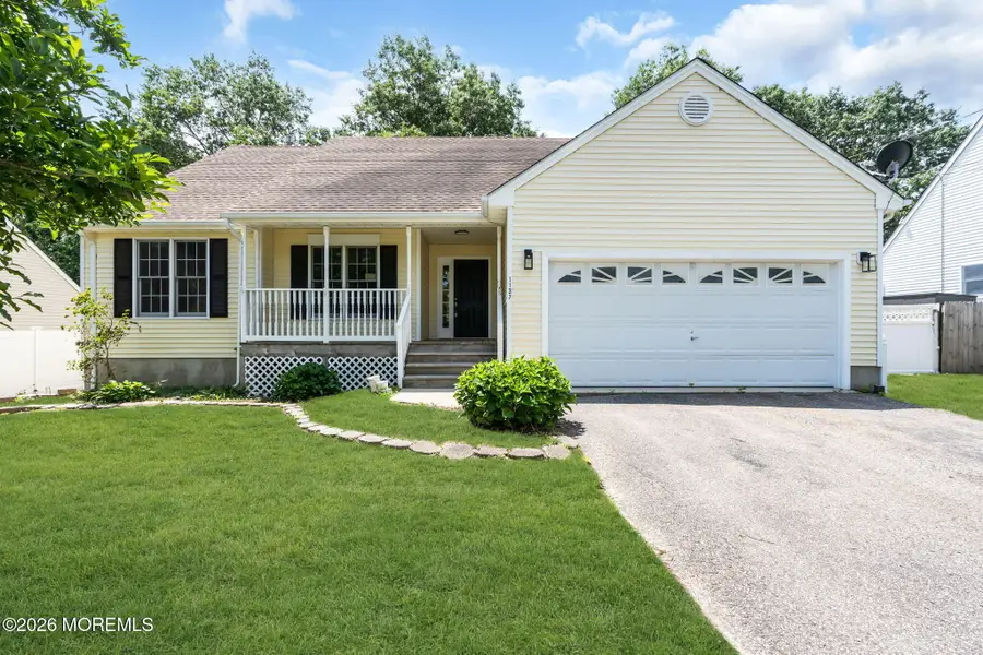 1137 Hawser Avenue, Manahawkin, NJ 08050 - #2