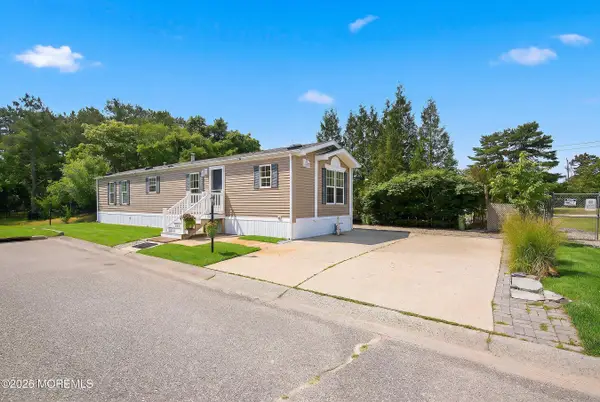 1881 Route 37 #308, Toms River, NJ 08757