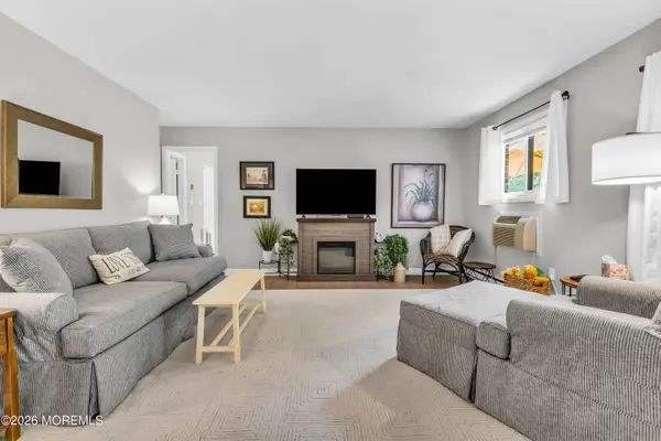 156 Lexington Court, Red Bank, NJ 07701