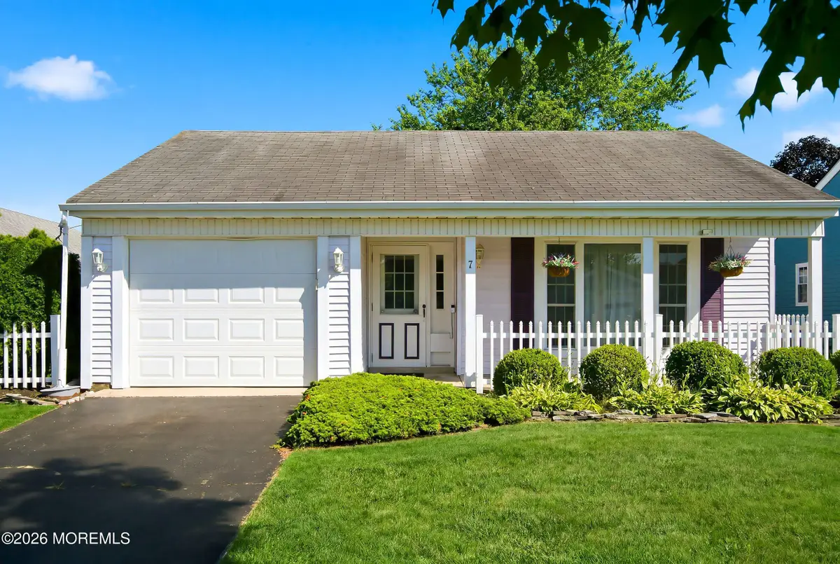 7 Greenwich Avenue, Manchester, NJ 08759 - #1
