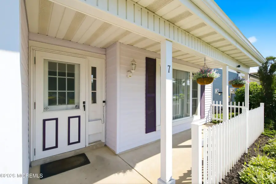 7 Greenwich Avenue, Manchester, NJ 08759 - #2