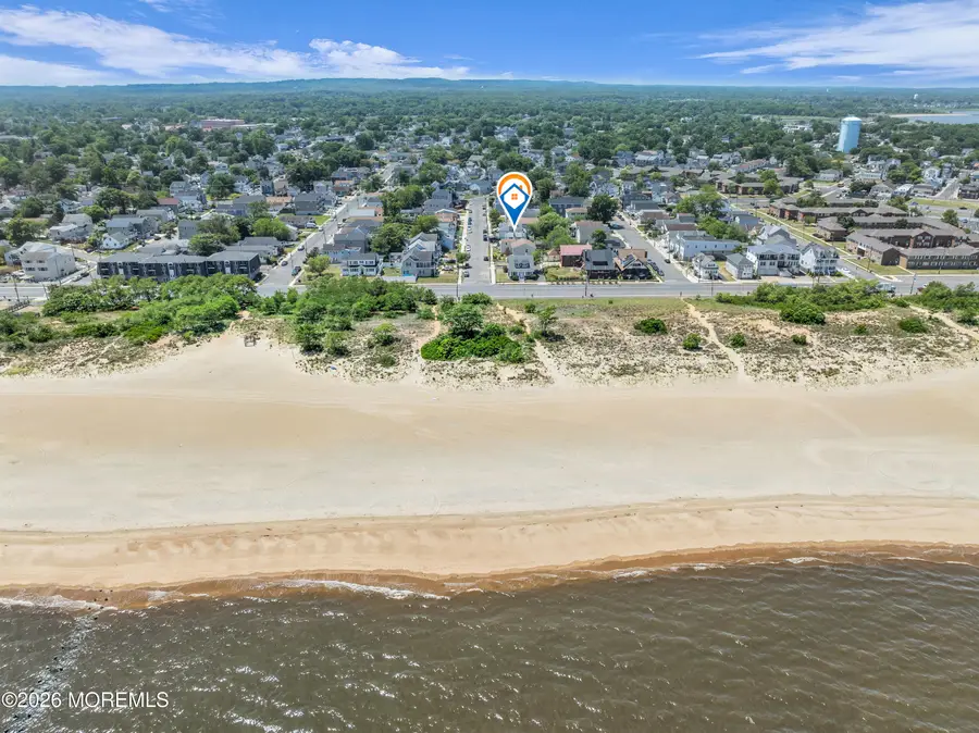 7 Seaview Avenue, Keansburg, NJ 07734 - #3