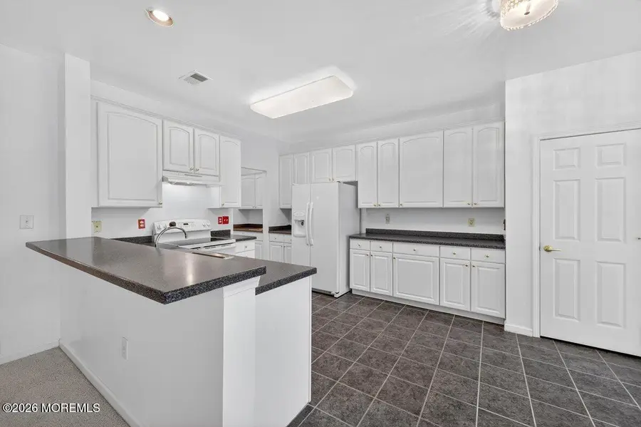 7 Allister Lane, Columbus, NJ 08022 - #3