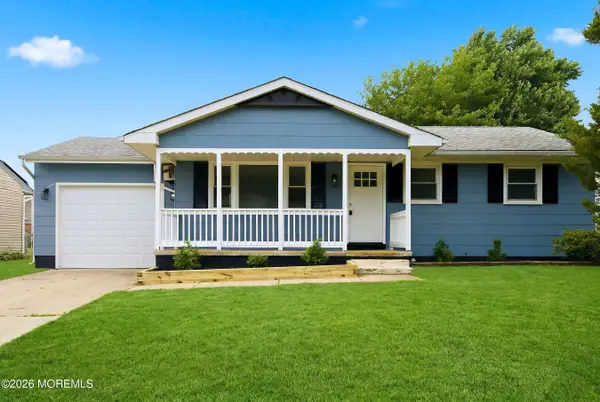 212 Twin Lakes Boulevard, Little Egg Harbor, NJ 08087