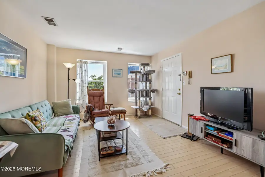 52 Pitman Avenue #3I, Ocean Grove, NJ 07756 - #3