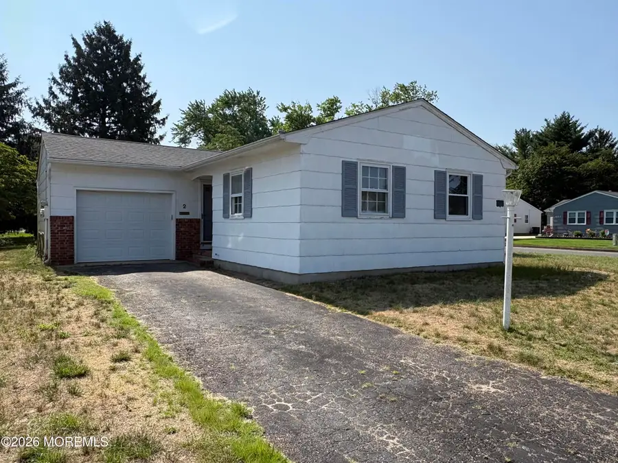 2 Sutherland Court, Toms River, NJ 08757 - #2