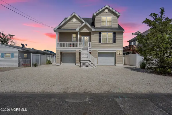 33 Lake Michigan Drive, Little Egg Harbor, NJ 08087