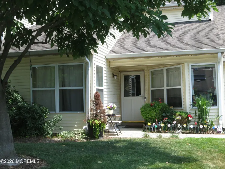 37 Aspen Avenue, Englishtown, NJ 07726 - #2