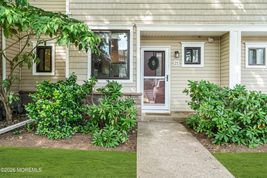 21 Carol Court, Tinton Falls, NJ 07724 - #2