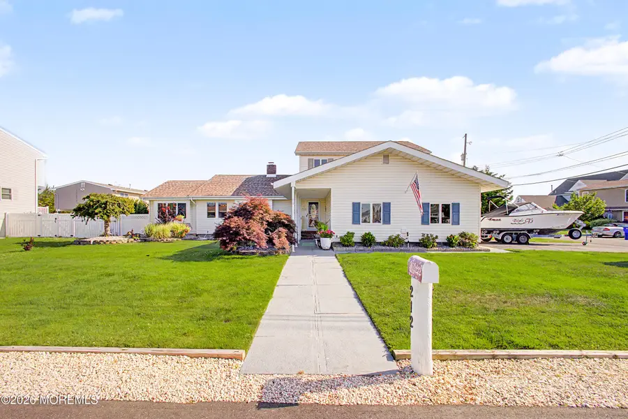 212 Riviera Drive, Toms River, NJ 08753 - #2