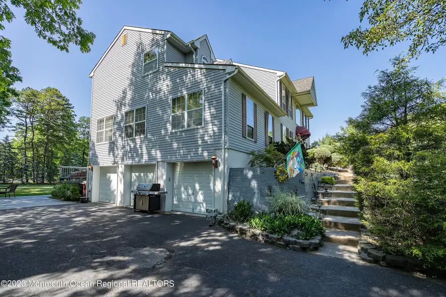 2 Twin Oaks Court, Jackson, NJ 08527 - #3