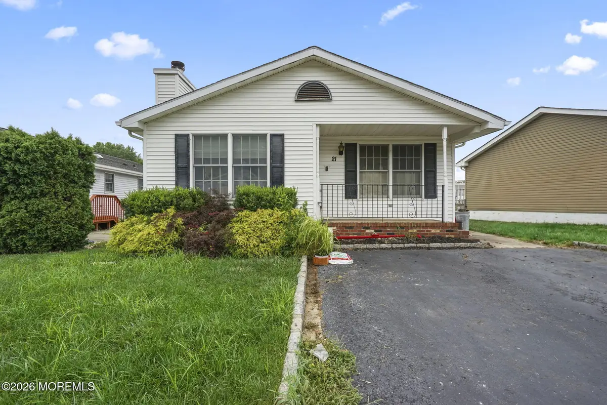 21 Parkview Way, Englishtown, NJ 07726 - #1