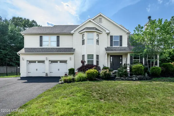 9 Country Road, Jackson, NJ 08527