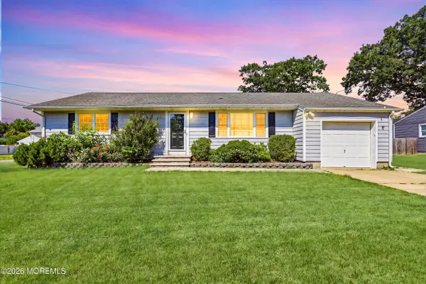 501 Burnside Street, Toms River, NJ 08757