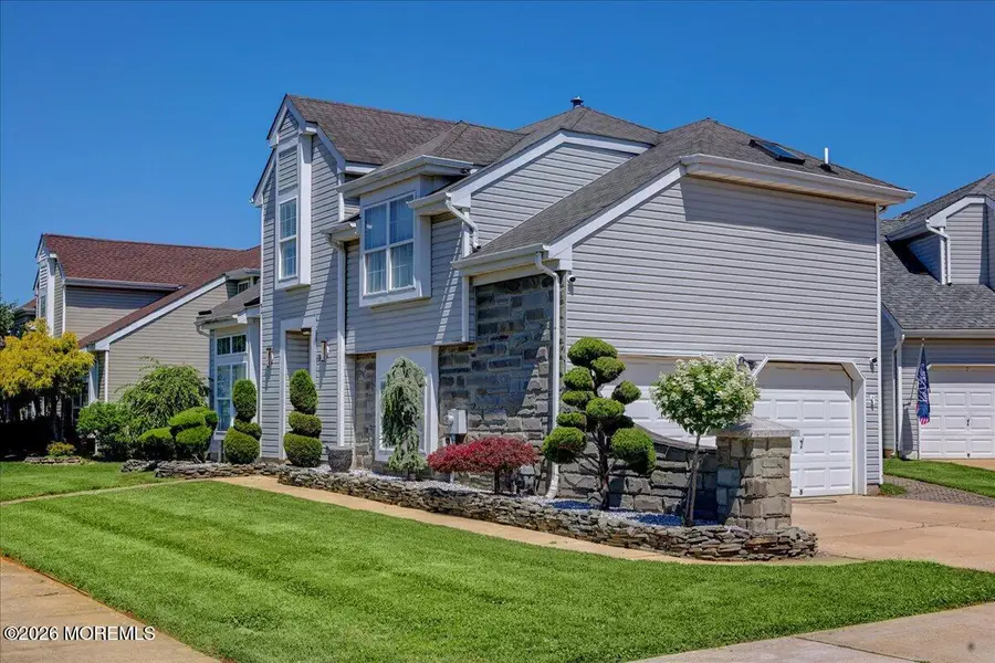 123 Kentucky Way, Freehold, NJ 07728 - #3