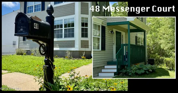 48 Messenger Court, Toms River, NJ 08753