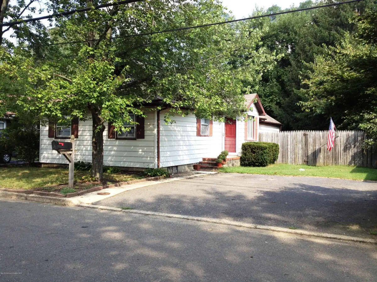 512 Henry Place, Middletown, NJ 07748 - #1