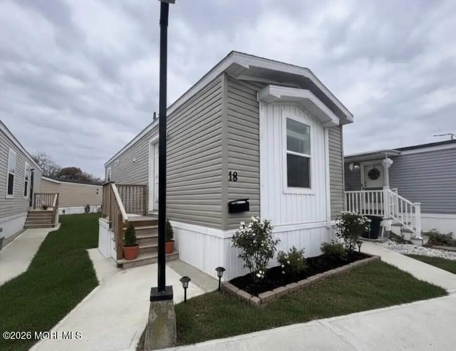 18 Avenue A, Hazlet, NJ 07730 - #1