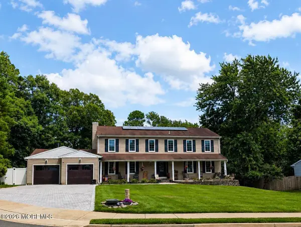 632 Meadow Run, Brick, NJ 08724