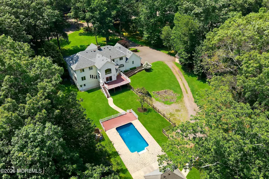 27 Westgate Court, Colts Neck, NJ 07722 - #3