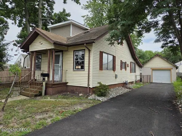 48 Leola Avenue, Keansburg, NJ 07734