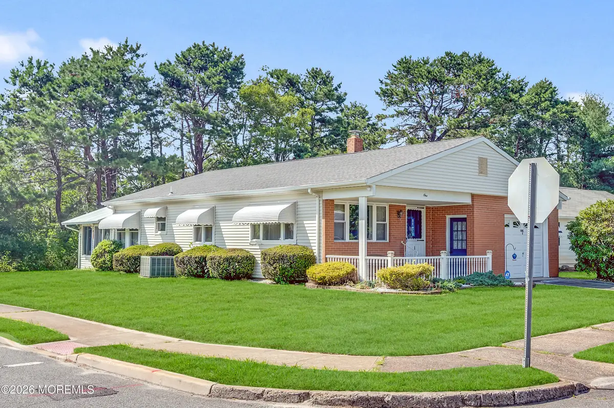 1 Selkirk Avenue, Toms River, NJ 08757 - #1