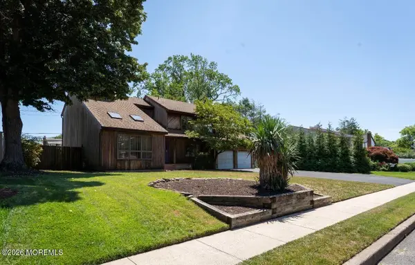 519 Ilexberry Lane, Toms River, NJ 08753