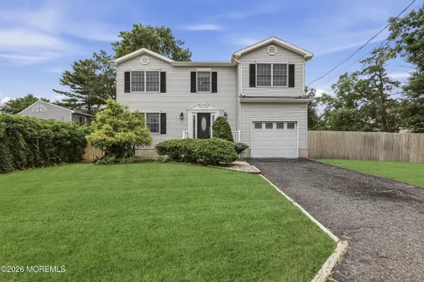 1032 Birmingham Avenue, Toms River, NJ 08757