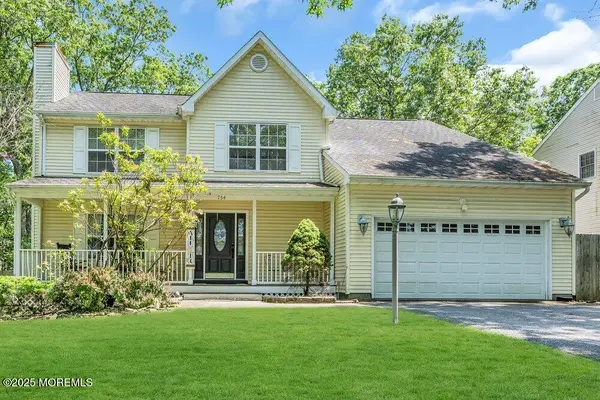 754 Holly Berry Lane, Brick, NJ 08724