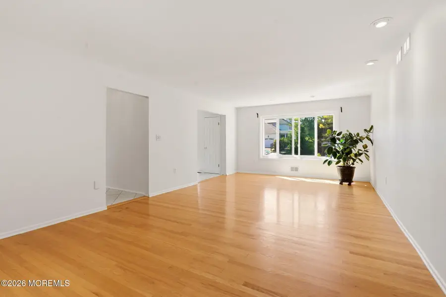 38 Knob Hill Road, Morganville, NJ 07751 - #3