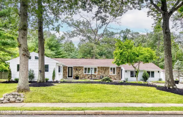 14 Copperfield Court, Eatontown, NJ 07724