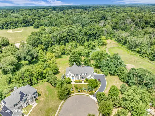 10 Bermet Court, Tinton Falls, NJ 07724