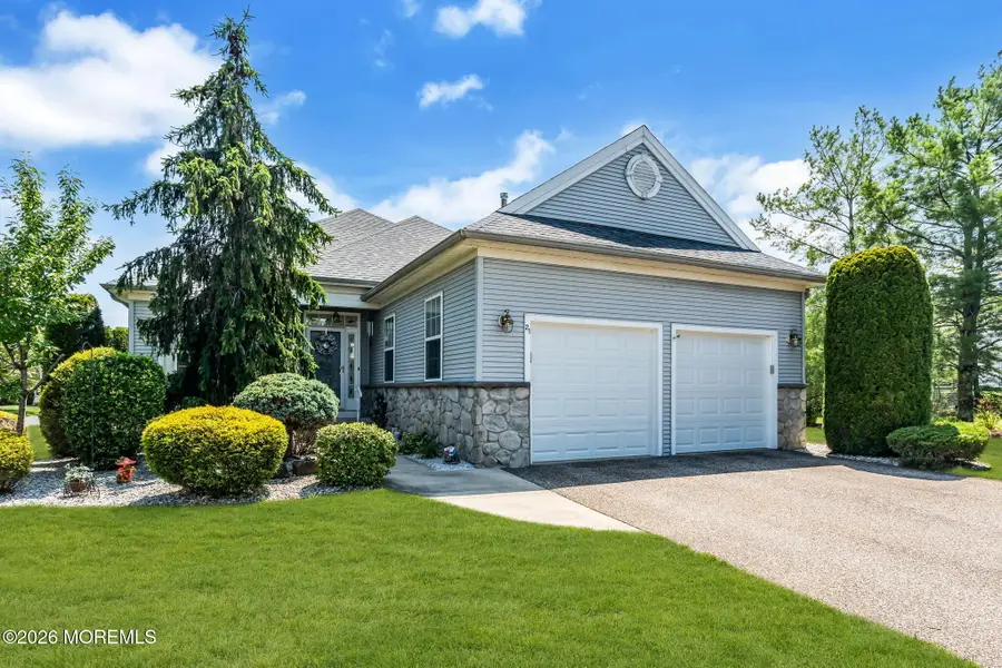 21 Chaucer Circle, Manchester, NJ 08759 - #2