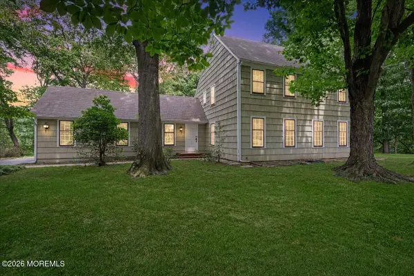 7 Windsor Terrace, Holmdel, NJ 07733