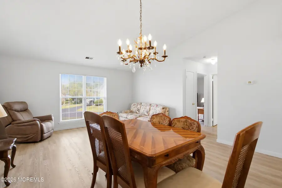 39 Datchet Close, Freehold, NJ 07728 - #2
