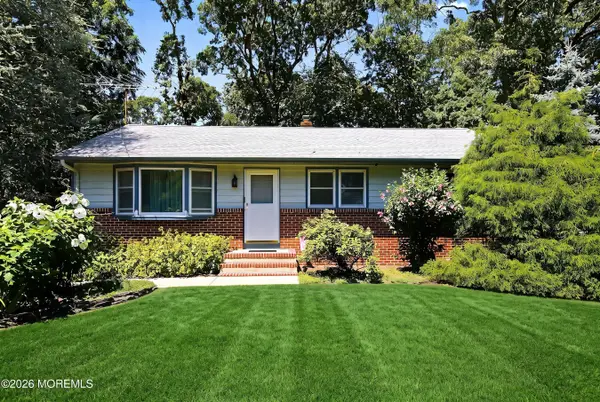 648 Dave Marion Road, Toms River, NJ 08753