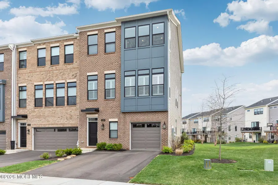 11 Valiant Court, Middletown, NJ 07748 - #2