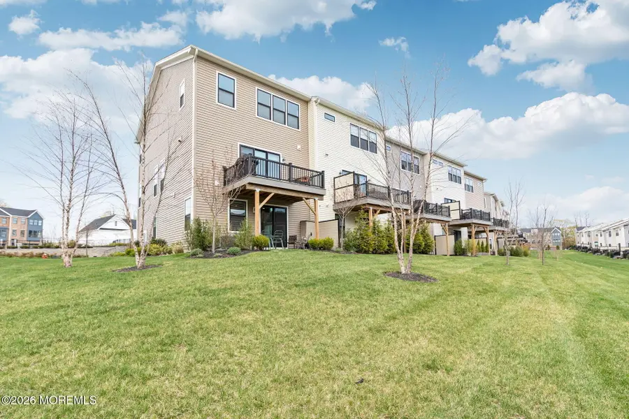 11 Valiant Court, Middletown, NJ 07748 - #3