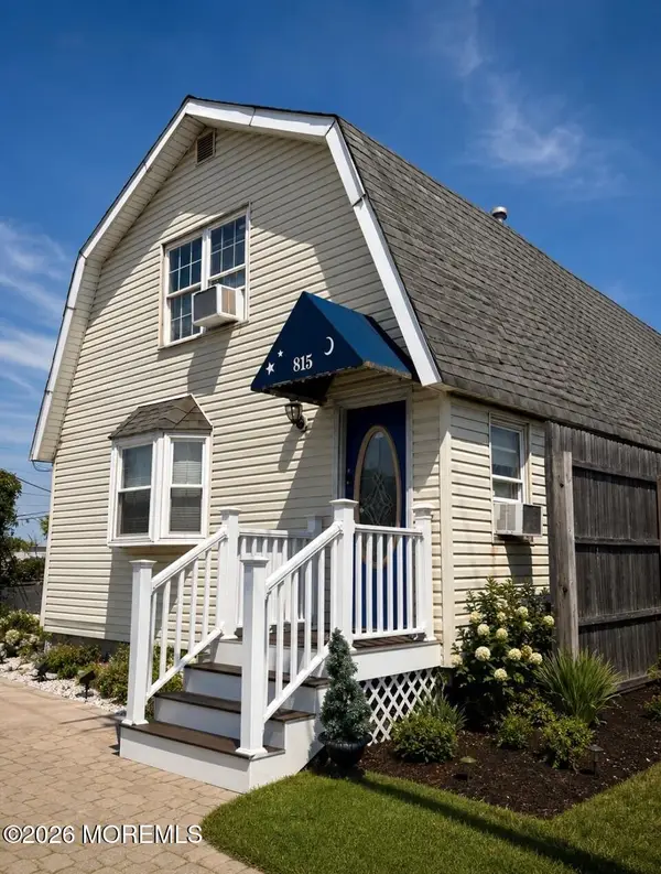 815 State Route 36, Union Beach, NJ 07735