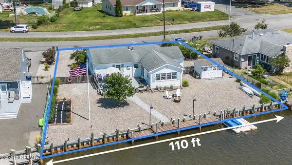 39 Parkers Point Boulevard, Forked River, NJ 08731
