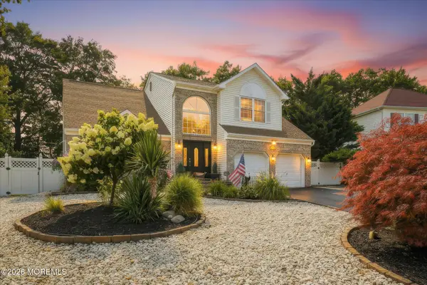 1117 Maplecrest Court, Toms River, NJ 08753