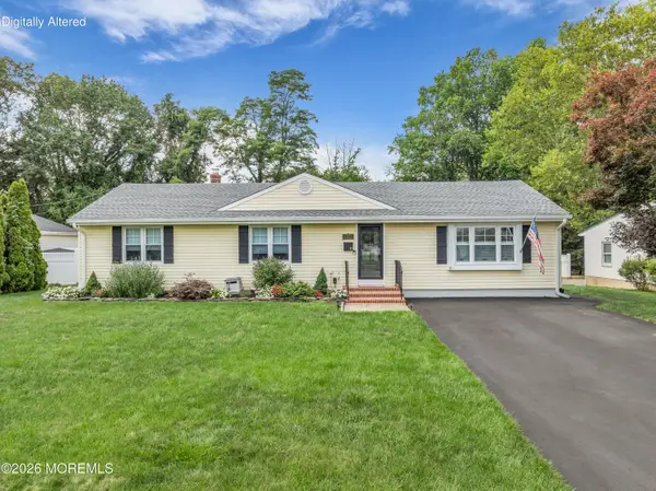 11 Forest Drive, Middletown, NJ 07748